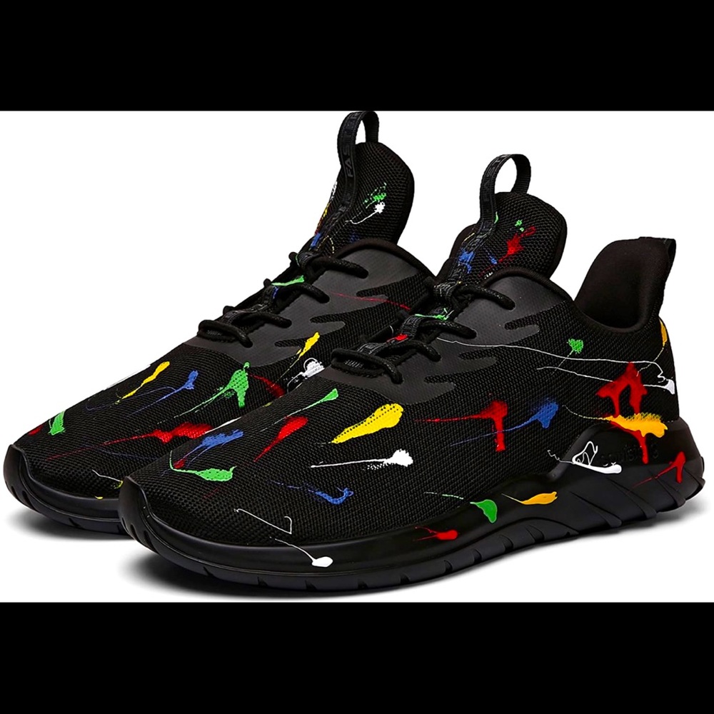 Men’s lightweight athletic shoes